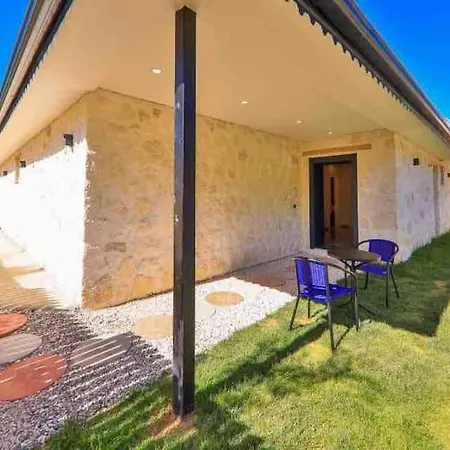 Villa Kalisto